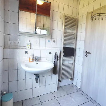 Holiday home Kleiner Leuchtturm -backbord Mit Garten Und Terrasse *